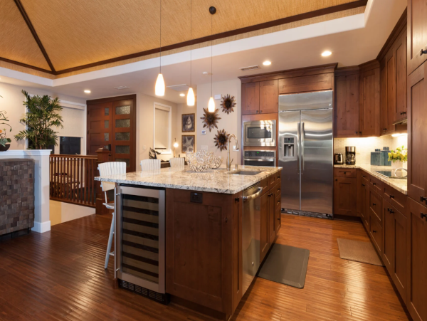 Hawaiian Villa - Luxurious 4-Bedroom Retreat in Kohala Coast